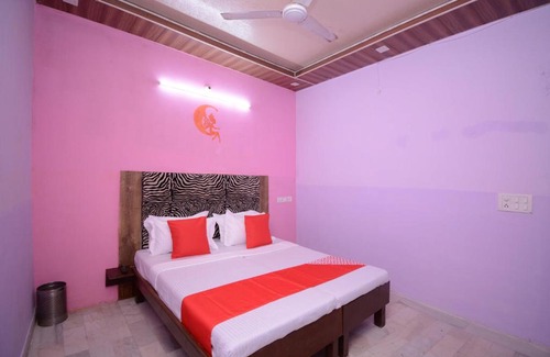 Sector 45 Hotel | OYO 28847 Hotel Vansh-2