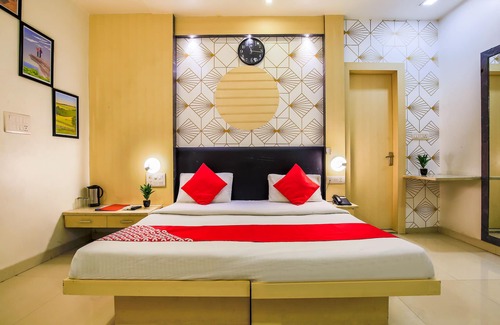 Hari Nagar Hotel | OYO 319 Rk Residency