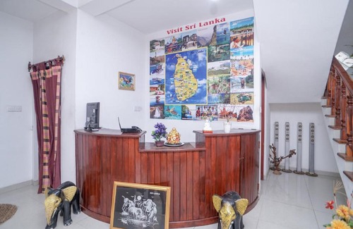 Patuwatha Hotel | OYO 567 The White Villa