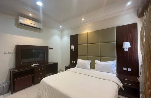 Al Kura Hotel | OYO 671 Dar Lavina Obhur Serviced Uints