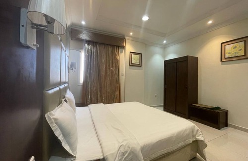 Al Kura Hotel | OYO 671 Dar Lavina Obhur Serviced Uints