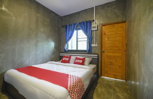 Lat Krabang Hotel | OYO 808 Kawin Home