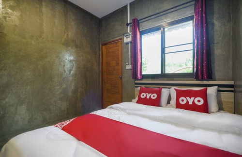 Lat Krabang Hotel | OYO 808 Kawin Home