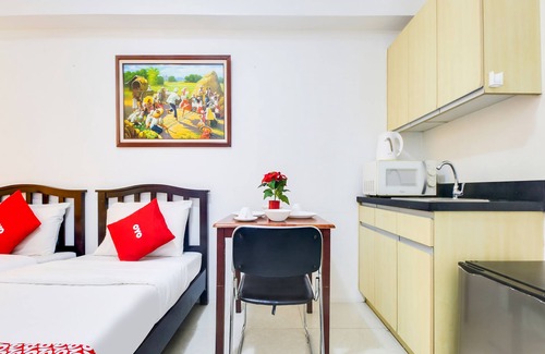 Palanan Hotel | OYO 893 Dian Suites Makati