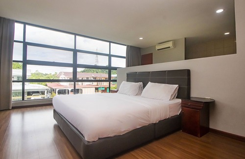 Kanowit Hotel | OYO 90059 Ltk Home