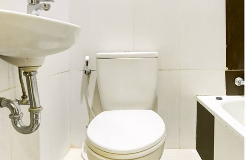Jakarta Hotel | OYO 90066 Tobana Pejaten House