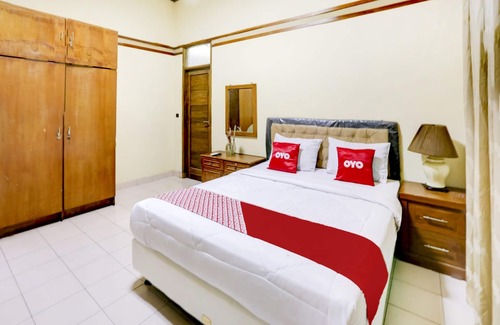 Jakarta Hotel | OYO 90066 Tobana Pejaten House