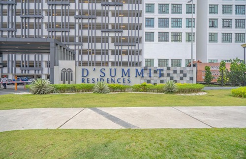 Kempas Hotel | OYO 90183 D' Summit Residence 2bhk