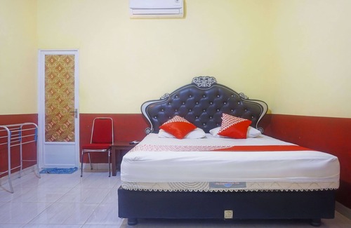 Jeneponto Hotel | OYO 91433 Hotel Sari Jeneponto