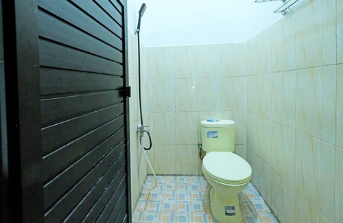 Bantaeng Hotel | OYO 91857 Callista Homestay Near RSUD Prof. Dr. H. M. Anwar Makkatutu