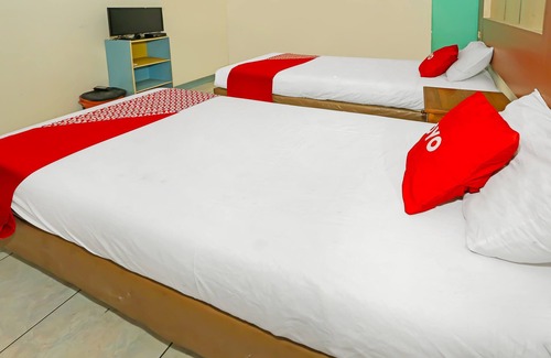 Tangerang Hotel | OYO 92469 Hotel Sahabat