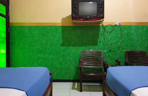 Probolinggo Hotel | OYO 92693 Houstel Darma Syariah