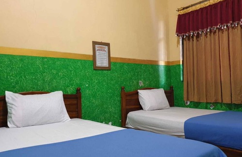 Probolinggo Hotel | OYO 92693 Houstel Darma Syariah