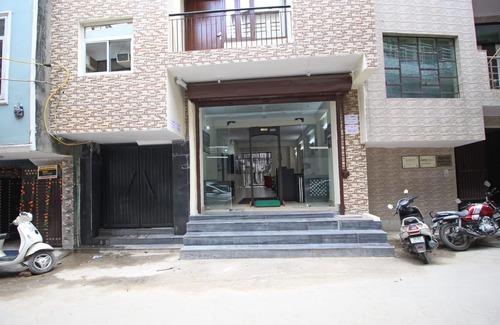 South West Hotel | OYO 9273 Surya Palace