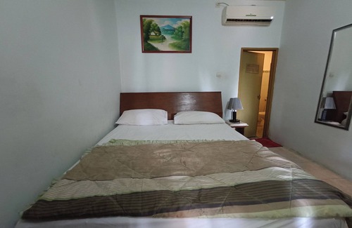 Java Hotel | OYO 93826 Cprc Inn Serpong