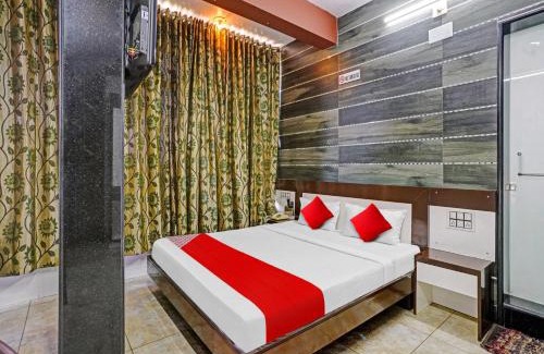 Anand Hotel | OYO Flagship Hotel Gangeshwar