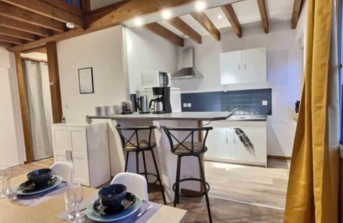 Miroir - Batignolles House | Oyon La Mancelle, 14p, 6 bdrms