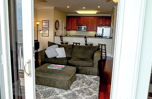 Carrabelle Condo | Oyster Oasis 2BR/2BA Luxury Condo On The Bay