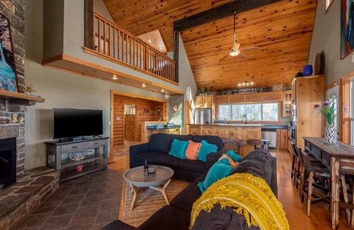 Jasper Cabin | Ozark Retreat with Mountain Views, Fire Pit, & Deck