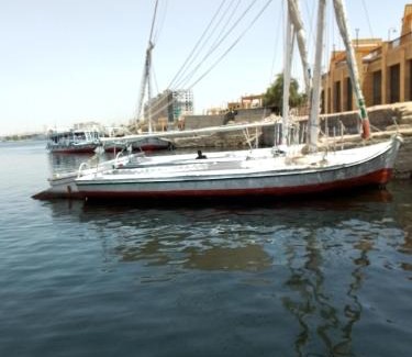 Aswan Boat Rental | Ozzy Tourism
