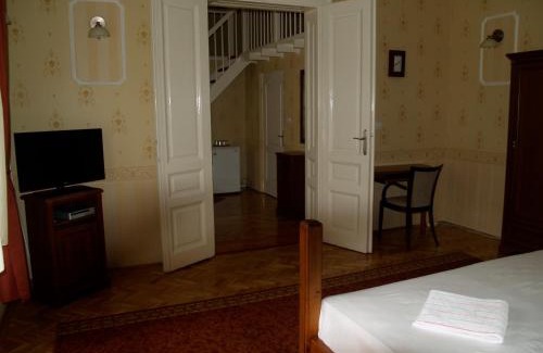 Debrecen House | Péterfia Panzió