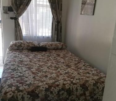 Pietermaritzburg House | P & T Guesthouses