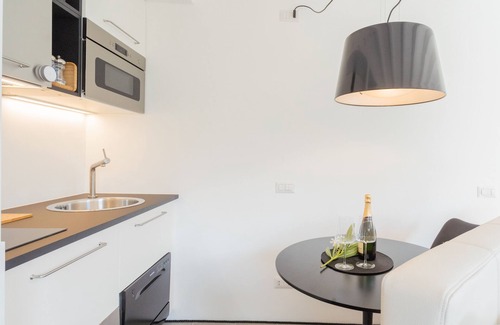 Laglio Apartment | P Terrace - Studio Apartment, Sleeps 2