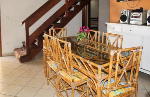 Peruibe House | P003 - Casa de 3 dormitórios com churrasqueira, apenas 150m da praia