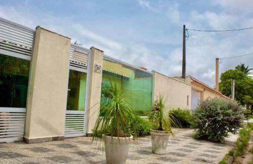 Peruibe House | P004 - Casa com 3 dormitórios, churrasqueira e apenas 150m da praia