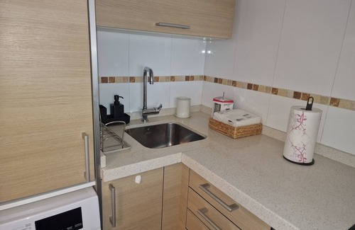 Carretera de Cadiz Apartment | Pacifico 18, Elegante Estudio a Escasos Metros de la Playa y Piscina