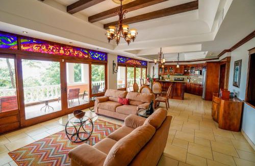 Manuel Antonio Villa | Pacifico Colonial Condominiums