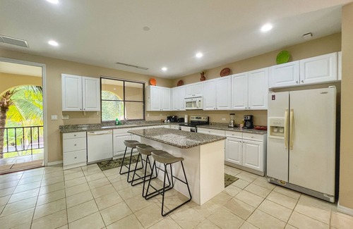 Coco Condo | Pacifico L509 - Perfectly Placed 1 Bedroom Condo