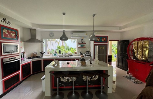 Rawai Villa | Pacotte 3BR private pool villa & garden