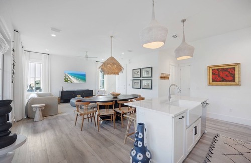 Seagrove Beach House | Paddleboard*Dock to Fish*Golf Cart*Pool