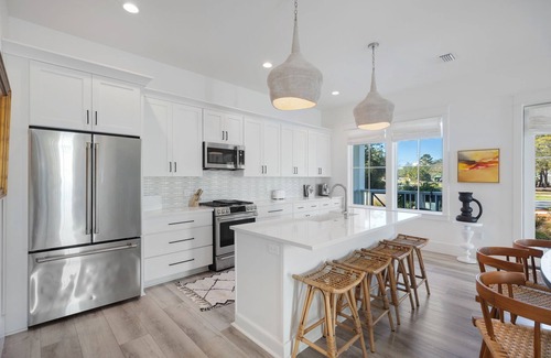 Seagrove Beach House | Paddleboard*Dock to Fish*Golf Cart*Pool