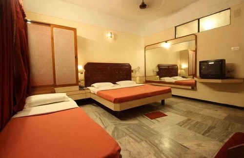 Madurai Hotel | Padmam Hotel