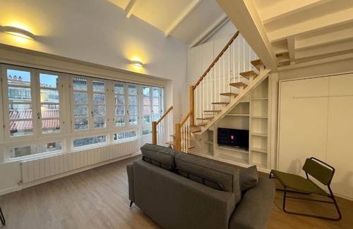 Padron House | Padrón Plaza Lotf L5 by URent