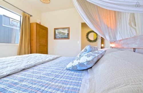 Gibbston House | Pagan Vines Vineyard Accommodation