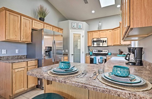 Page House | Page Family Getaway w/Yard < 7 Mi to Lake Powell!