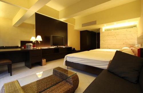 Maeganeku Hotel | Palace In Moon Beach