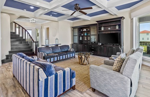 Freeport House | Palace On The Beach - Elevator Access - Beautiful Beach & Bay Views
