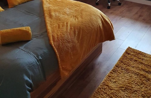 Huddersfield Apartment | Palace Studio Classic self-contained studio