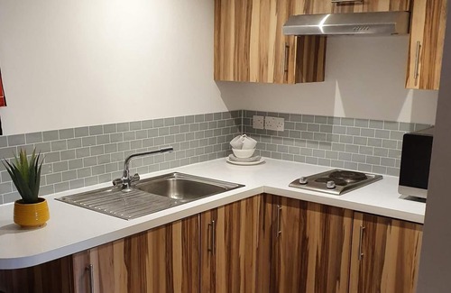 Huddersfield Apartment | Palace Studio Deluxe self-contained studio