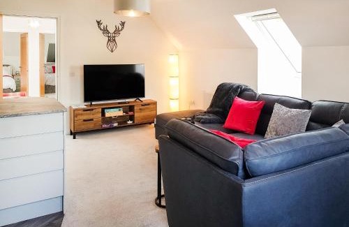 Falkland House | Palace View - Uk40569