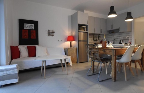 Nafplio Apartment | Palamidi view newly constructed apartment