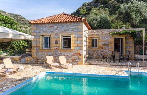 Kardamyli Villa | Palataki III, Amazing villa in Kardamili w/