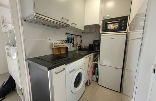 Carnon-Plage Apartment | Palavas, Charming F2, A/C, Parking, Wi-Fi, Near Beach