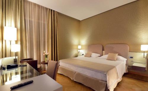 Fuorigrotta Hotel | Palazzo Esedra