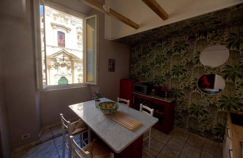Rione VIII Sant'Eustachio Apartment | Palazzo Franchi, noble and elegant mansion a few steps from the Pantheon
