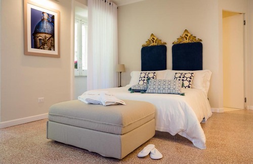 Caltagirone Bed & Breakfast | Palazzo Taranto Luxury Rooms